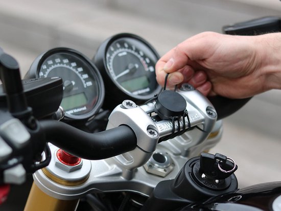 Support Smartphone Shapeheart téléphone pour guidon de moto PRO BOOST -  Adaptateur et chargeur 