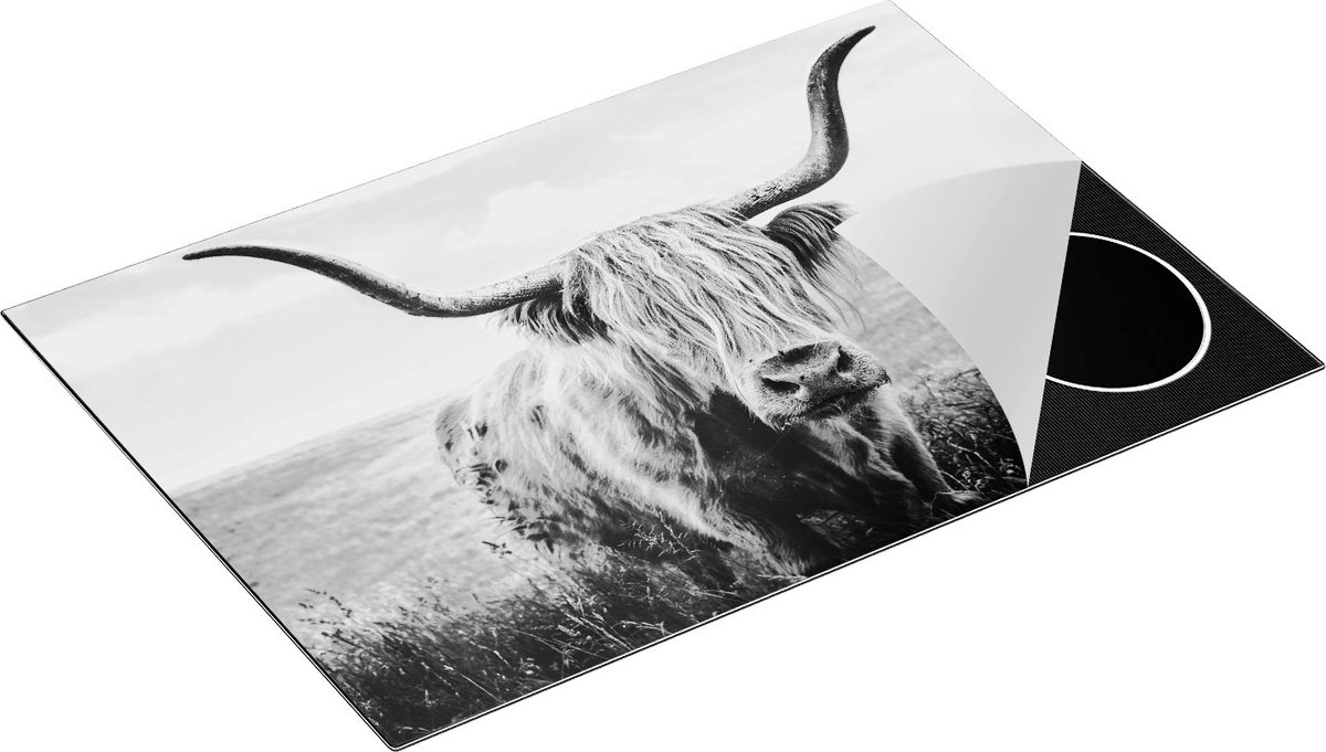 Chefcare Inductie Beschermer Schotse Hooglander Koe in de Wei - Zwart Wit - 75x52 cm - Afdekplaat Inductie - Kookplaat Beschermer - Inductie Mat