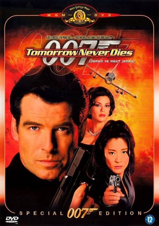 DVD hoes van 'Tomorrow Never Dies Special Edition' met Pierce Brosnan die een pistool vasthoudt, met Michelle Yeoh en Teri Hatcher.