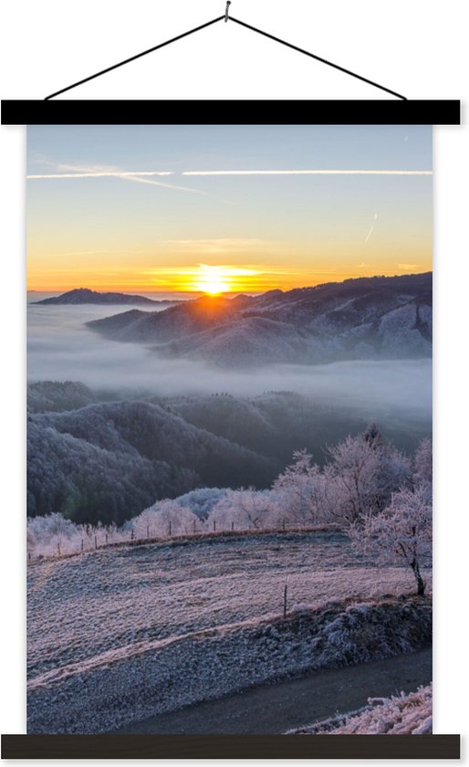 Porte-affiche avec affiche - Affiche scolaire - Hiver - Montagnes - Soleil - Soir - 120x180 cm - Lattes noires