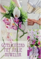 Gefeliciteerd met jullie huwelijk! Een bijzondere kaart met champagne, de trouwringen en orchideeën in allerlei kleuren. Een leuke kaart om zo te geven of om bij een cadeau te voegen. Een dubbele wenskaart inclusief envelop en in folie verpakt.