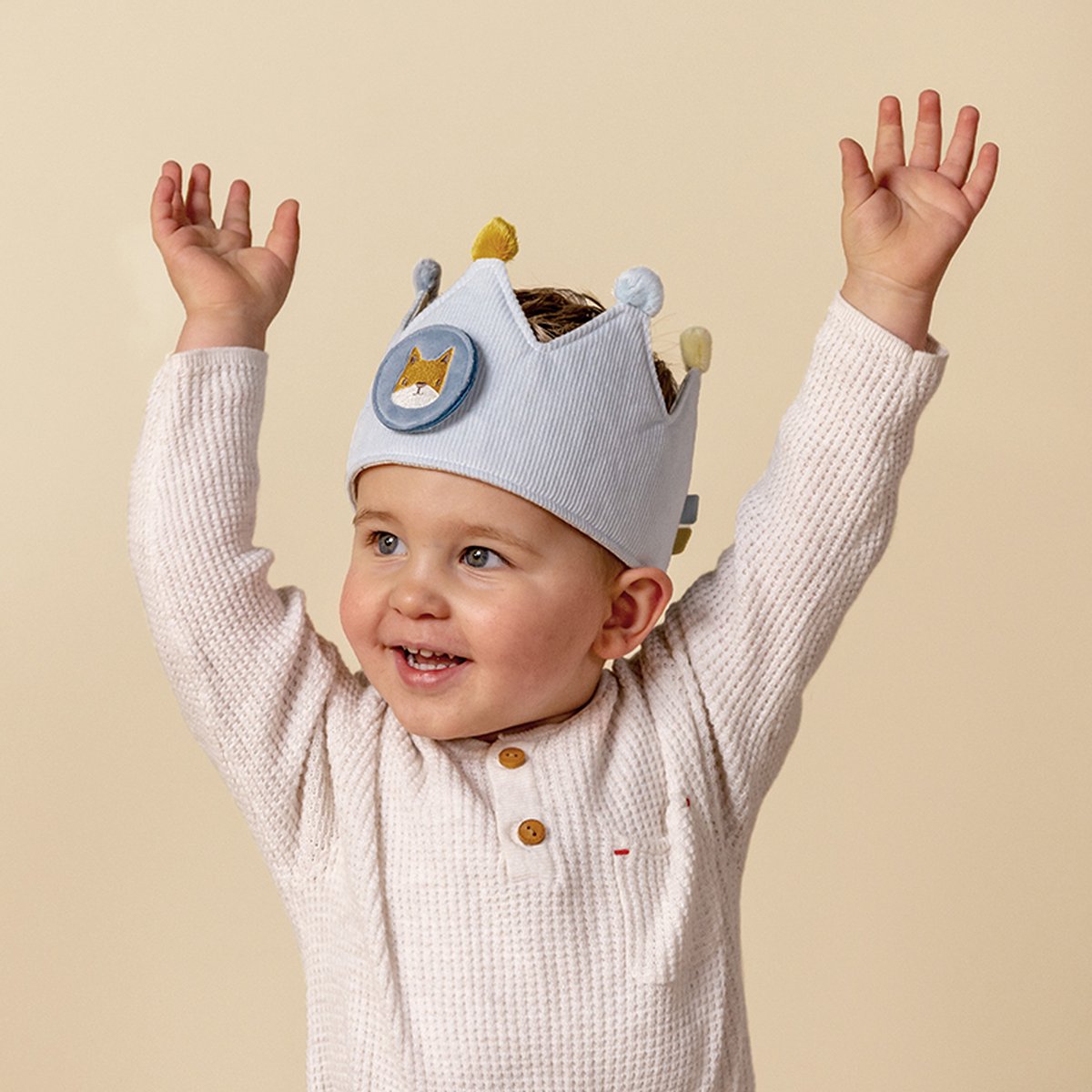 URAQT Verjaardagskroon voor kinderen, stoffen kroon, verjaardag voor jongens en meisjes, met Happy Birthday lint en cijfers 0-9, Dots - Roze