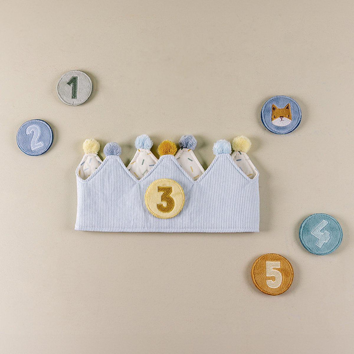Little Dutch - Verjaardagskroon van stof met cijfers - Blauw — afbeelding 3