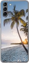 Geschikt voor Samsung Galaxy S21 Plus hoesje - Strand - Zonsondergang - Palmboom - Siliconen Telefoonhoesje