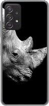 Geschikt voor Samsung Galaxy A53 5G hoesje - Portretfoto neushoorn op zwarte achtergrond in zwart-wit - Siliconen Telefoonhoesje
