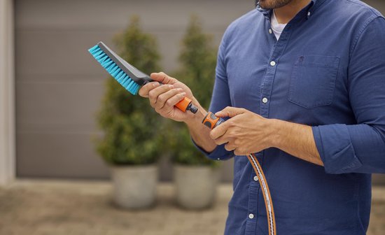 GARDENA Cleansystem handborstel S Hard - met slangaansluiting van GARDENA — afbeelding 4