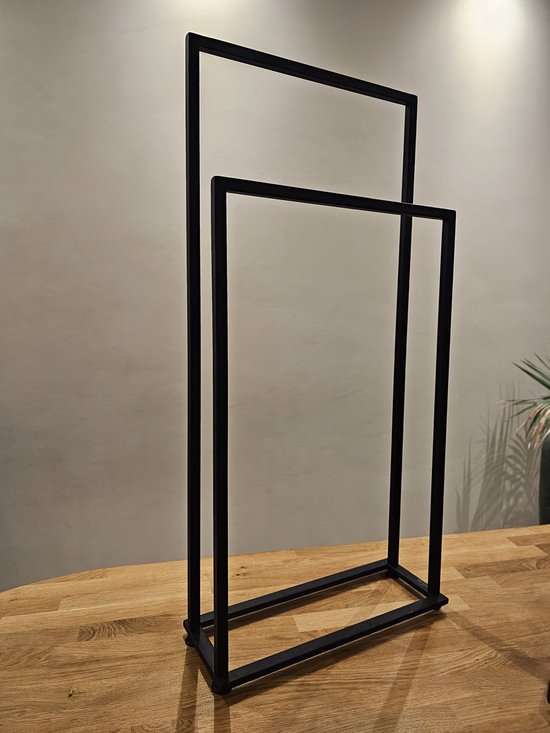 Handdoekrek zwart voor badkamer of toilet