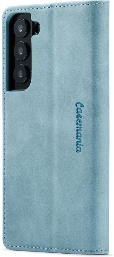 Aqua blauwe telefoonhoes met openklapbare flap en drievoudige camera-uitsparing.