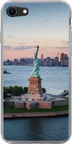 Geschikt voor iPhone 7 hoesje - New York - Vrijheidsbeeld - Skyline - Siliconen Telefoonhoesje