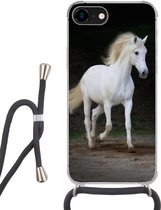 Hoesje met koord Geschikt voor iPhone SE 2020 - Paarden - Zand - Donker - Siliconen - Crossbody - Backcover met Koord - Telefoonhoesje met koord - Hoesje met touw