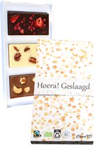 Geslaagd chocoladecadeau - Succes cadeau - Chocolade repen - Chocolade met fruit en noten - Fairtrade chocoladecadeau - brievenbuspakket- Melk, Wit en Puur