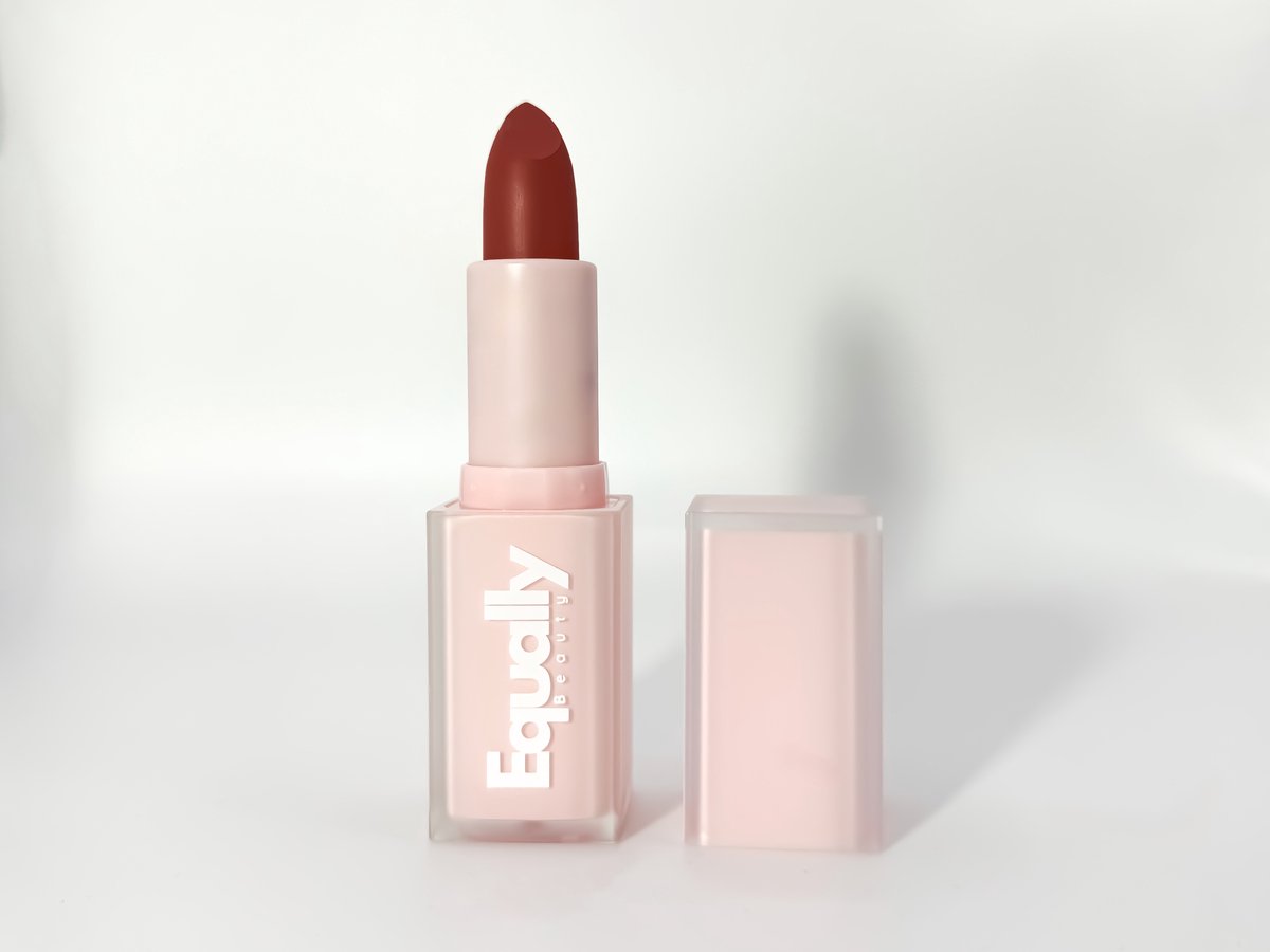 Equally Beauty - Pure Matte Lipstick - Cherry Wood