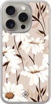 Casimoda® hoesje - Geschikt voor iPhone 15 Pro Max - In Bloom - 2-in-1 case - Schokbestendig - Bloemen - Verhoogde randen - Bruin/beige, Transparant