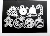Metalen snijmal - 8 kerstfiguren - kerst - stans mes - embossing - scrapbooking - kaarten maken - dennenboom - kerstbal - kerstklok - sneeuwpop