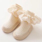 First walker/ slofjes / antislip/ neutrale kleuren/ kraam cadeau/ eerste stapjes/ pantoffel met strik/ flexibel zooltje/ sokken/ winter sokker/ herfst sokken