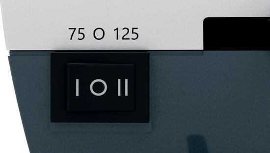 Detail van een witte Leitz lamineermachine met instellingen 75, 125 en schakelaar.