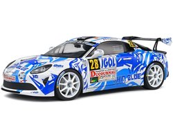 Het 1:18 Diecast-model van de Renault Alpine A110 #28 van de Rally Du Var van 2021. De rijders waren P. Delecour en S. de Castelli. De fabrikant van het schaalmodel is Solido. Dit model is alleen online verkrijgbaar