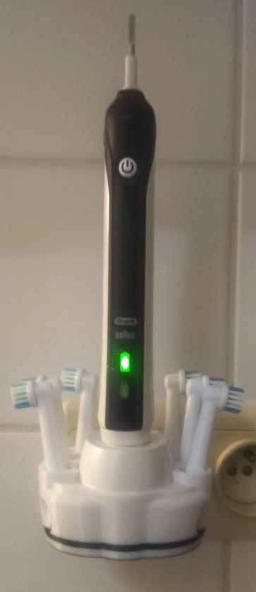 Foto:  tandenborstelhouder houder geschikt voor alle oral b elektrische tandenborstels met een oplader type 3757