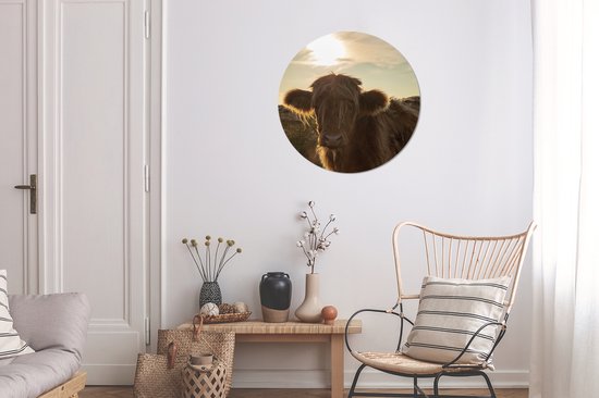 WallCircle - Stickers muraux - Cercle de papier peint - Highlander écossais - Coucher de soleil - Herbe - 50x50 cm - Cercle mural - Autocollant - Sticker papier peint rond