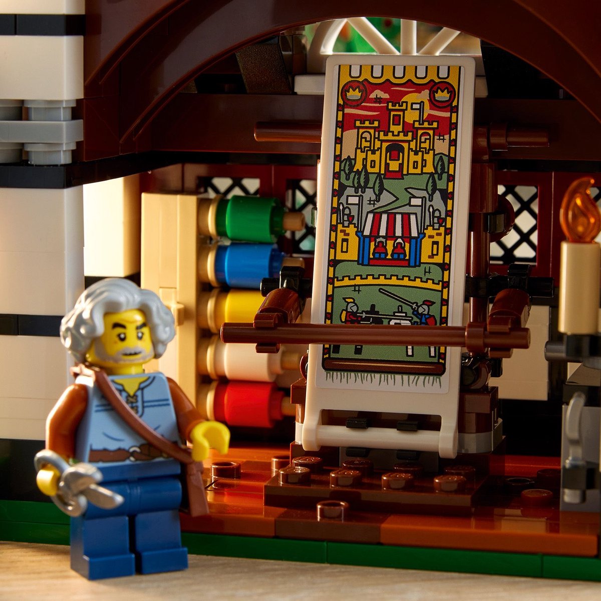 LEGO Icons Middeleeuws stadsplein - 10332 — afbeelding 23