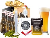 SIMPELBROUWEN® - Cadeaubox Weizen - Bierbrouwpakket - Zelf bier brouwen pakket - Startpakket - Gadgets Mannen - Cadeau - vaderdag cadeau - vaderdag geschenk - Verjaardag - Cadeau voor man - vaderdag cadeaupakket - vaderdag cadeautje
