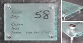 Glazen naambordje met naam en huisnummer - naambordje - huisnummerbordje - huisnummer - deurbordje - deurdecoratie - huisidentificatie
