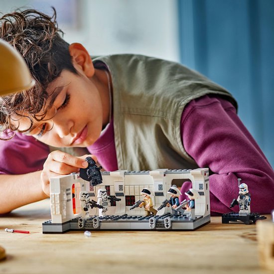 LEGO Star Wars Aan boord van de Tantive IV™ - 75387