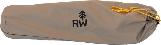 Beige draagtas met het zwarte 'RW' logo en een dennenboom symbool, met geel koord.