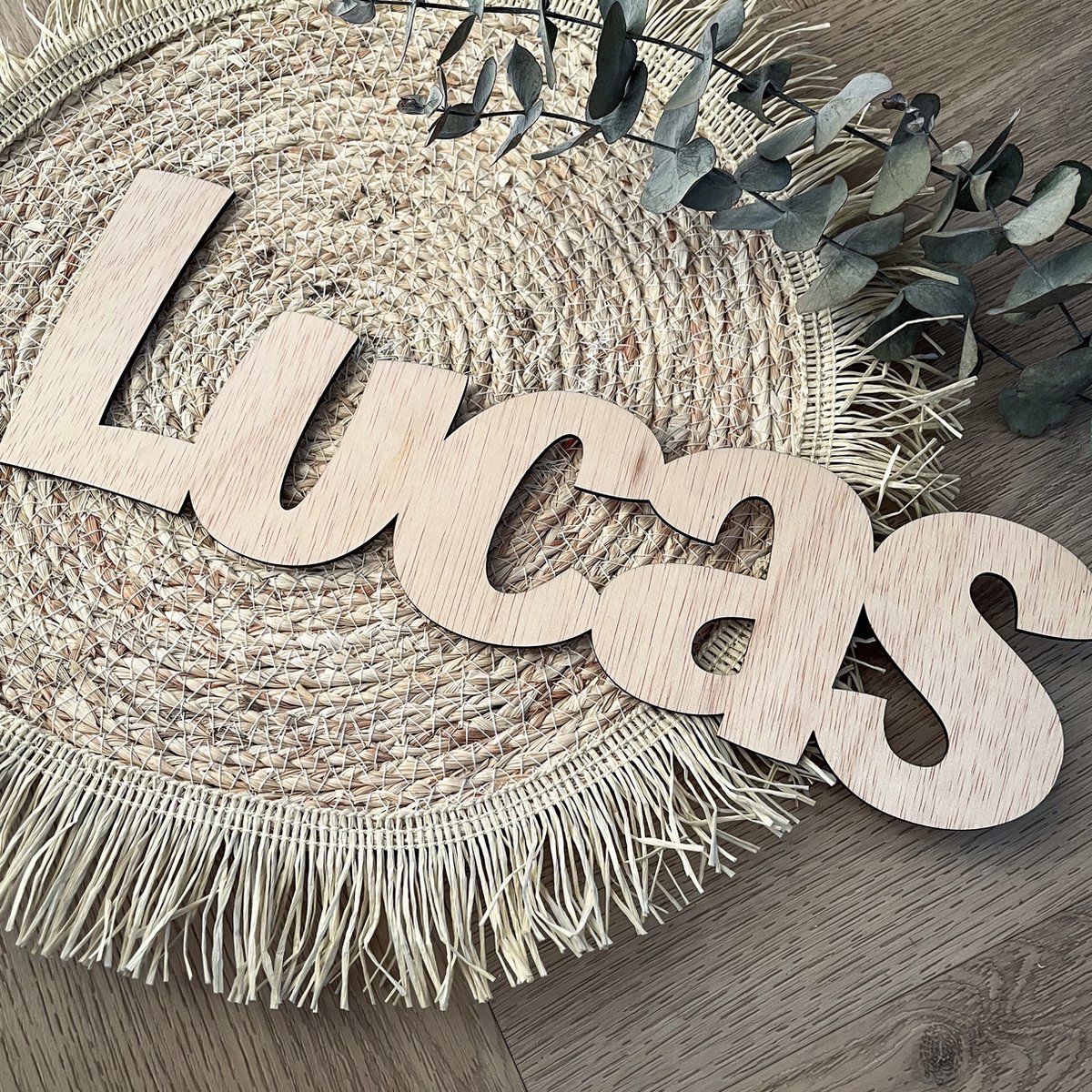Houten naam stoere letters