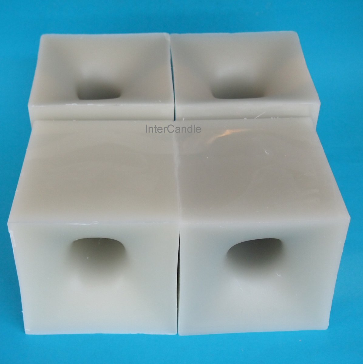 6 kg. Kringloop paraffineblokken grijs (4x1,5 kg.) Voor het zelf kaarsenmaken.