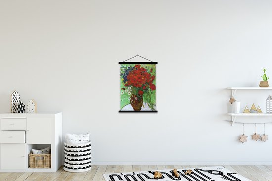 Posterhanger incl. Poster 60x80 cm - Schoolplaat - Vaas met rode papavers en madeliefjes - Vincent van Gogh - Textielposter - Zwarte latten