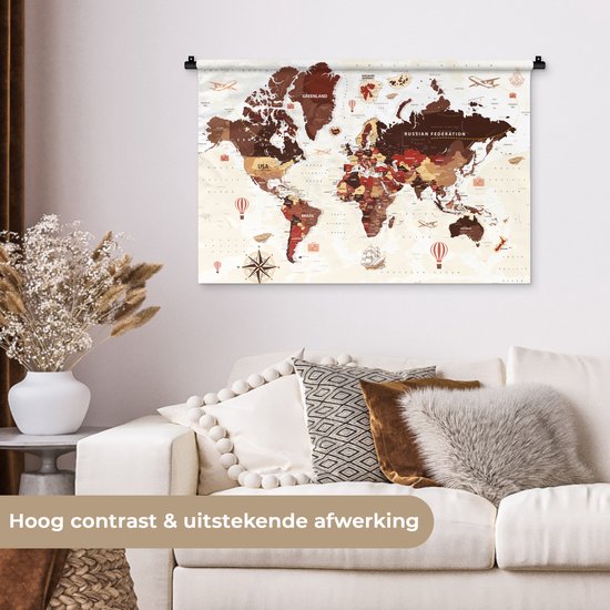 Tapisserie Cartes du mondeIllustrations de Noël - Wereldkaart avec noms de pays et diverses illustrations aux couleurs rouge foncé et marron Tapisserie coton 90x60 cm - Tapisserie avec photo