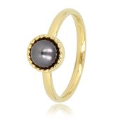 My Bendel - Ring goudkleurig met zwarte parel - Goudkleurige ring met een zwarte parel en een vintage rand - Met luxe cadeauverpakking
