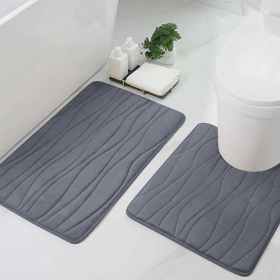 set bevat 1 badmat (50 x 80 cm) en 1 toiletmat (50 x 60 cm). Antislip onderkant