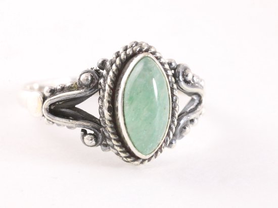 Fijne bewerkte zilveren ring met groene aventurijn - maat 19.5