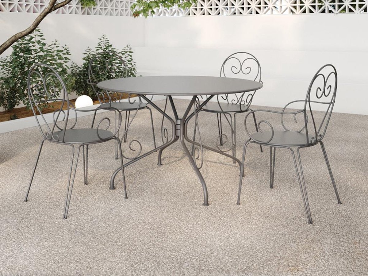 MYLIA Metalen tuineethoek met gietijzeren stijl: een tafel D120 cm en 4 opstapelbare fauteuils - Antraciet - GUERMANTES van MYLIA L 120 cm x H 89 cm x D 120 cm