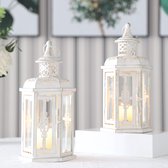Lanternes à bougies suspendues décoratives, 25 cm de haut, lot de 2 lanternes, bougeoirs en métal, lanternes à bougies vintage à suspendre, mur de salon de jardin de mariage intérieur extérieur (blanc avec or