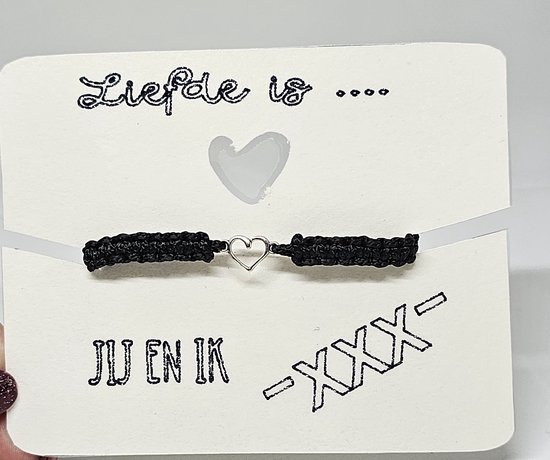 Armband liefde is - valentijn - marcrame armband - cadeau voor haar - zwart