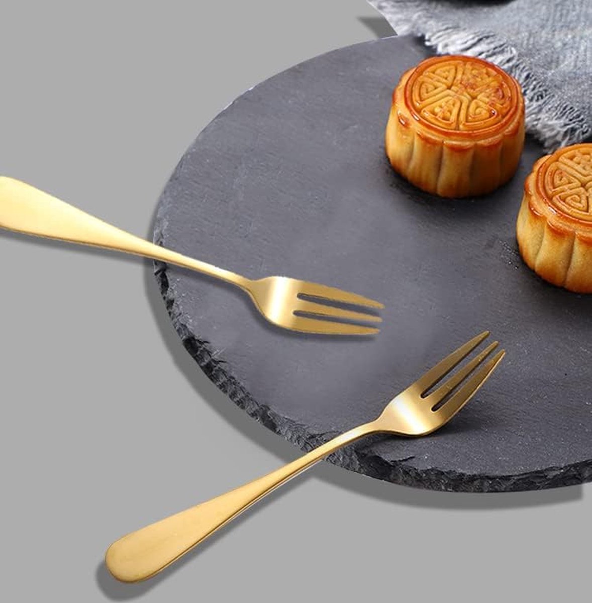 8 stuks gouden tafelvorken, roestvrijstaal fruitvork en kleine taartvorken voor fruit, ijs, salade, biefstuk, pizza, noedels en afternoon tea