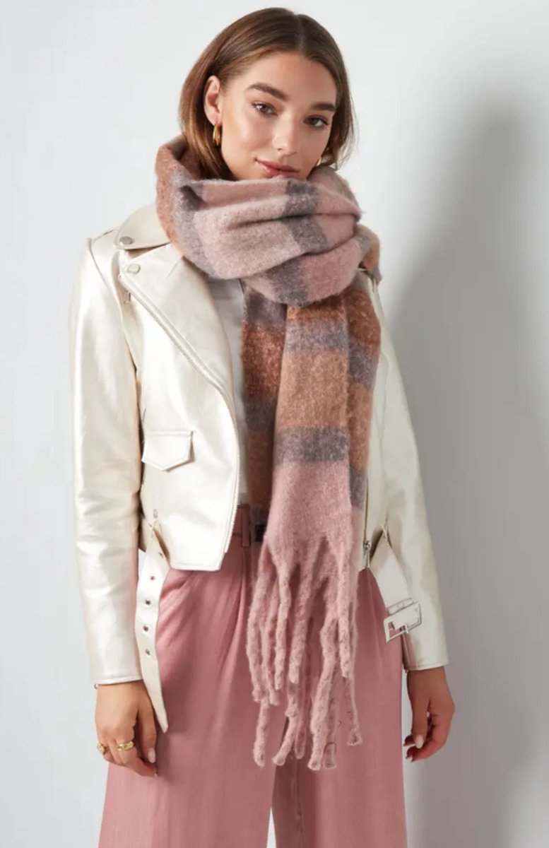 Winter style- warme wintersjaal - zigzag black