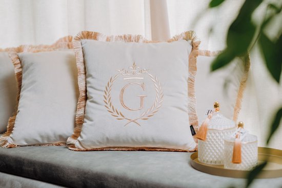 Embroidered pillow / personalised pillow / monogram pillow / decorative cushion 40x 40 beige velvet letter G