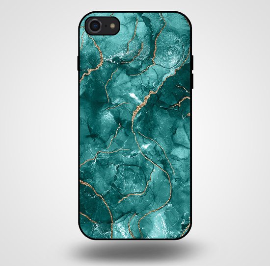 iPhone SE telefoonhoesje met een groen marmeren design met gouden aderen.