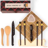 Complete sushi kit. Sushi maker professionele complete kit (15 stuks) Sushi maker bestaande uit professionele bamboe mat, mes, nigiri en onigiri vormen, eetstokjes, lepel en mixer.