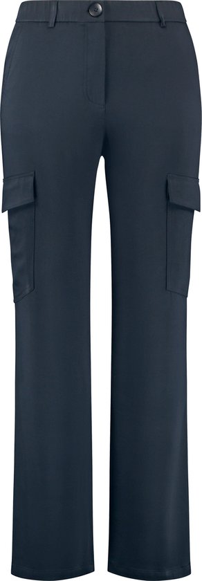 Samoon PLUS SIZE slim fit stoffen broek is glanzende look in zwart