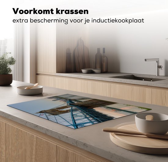 KitchenYeah® Inductie beschermer 76x51.5 cm - De John A. Roebling hangbrug met uitzicht op de stad Cincinatti - Kookplaataccessoires - Afdekplaat voor kookplaat - Inductiebeschermer - Inductiemat - Inductieplaat mat