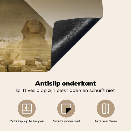 KitchenYeah® Inductie beschermer 81.6x52.7 cm - De Sfinx van Gizeh en piramide in een zandstorm - Kookplaataccessoires - Afdekplaat voor kookplaat - Inductiebeschermer - Inductiemat - Inductieplaat mat