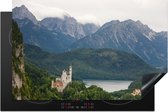 KitchenYeah® Inductie beschermer 80.2x52.2 cm - Het Beierse Slot Neuschwanstein in Duitsland omringt met water en bergen - Kookplaataccessoires - Afdekplaat voor kookplaat - Inductiebeschermer - Inductiemat - Inductieplaat mat