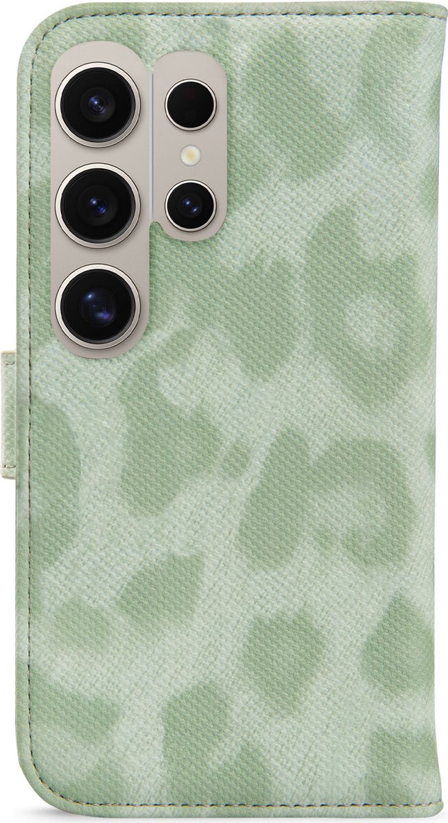My Style Telefoonhoesje geschikt voor Samsung Galaxy S24 Ultra Hoesje | My Style Flex Wallet Bookcase Portemonnee | Pasjeshouder voor 3 Pasjes | Telefoonhoesje voor Pinpas / OV Kaart / Rijbewijs - Green Leopard | Groen