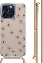 Casimoda® hoesje met beige koord - Geschikt voor iPhone 15 Pro Max - Cute Flowers - Afneembaar koord - TPU/polycarbonaat - Zwart