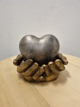 LBM urn hart in handen - 450 ml - oudzilver, antiek goud